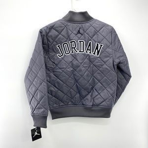 Jordan Quilted City of Flight ‘Wolf Grey’ Full Zip Jacket Boys Size 4